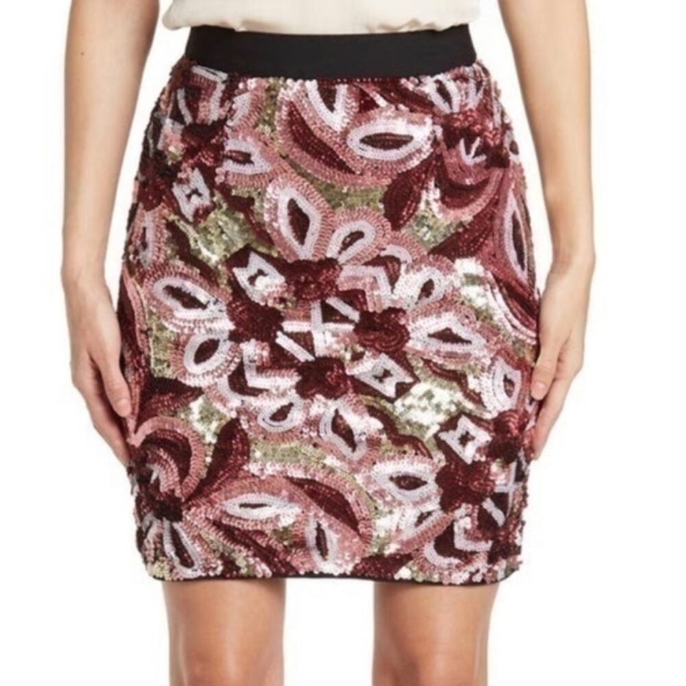 WALTER BAKER Skirt Size 0 Sequin Black Designer Luxury Holiday Cocktail NWT